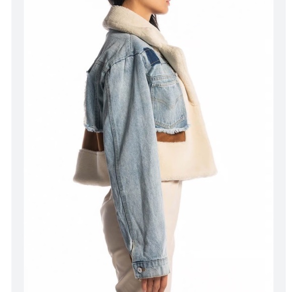 SHE’S GOKE Jackets & Blazers - SHE’S GOKE Women's Blue Denim and Cream Sherpa Jacket SIZE L